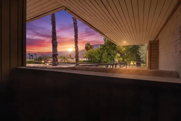 420 N Villa Court #208, Palm Springs, CA 92262