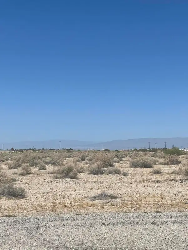 817 Salton Drive, Thermal, CA 92274
