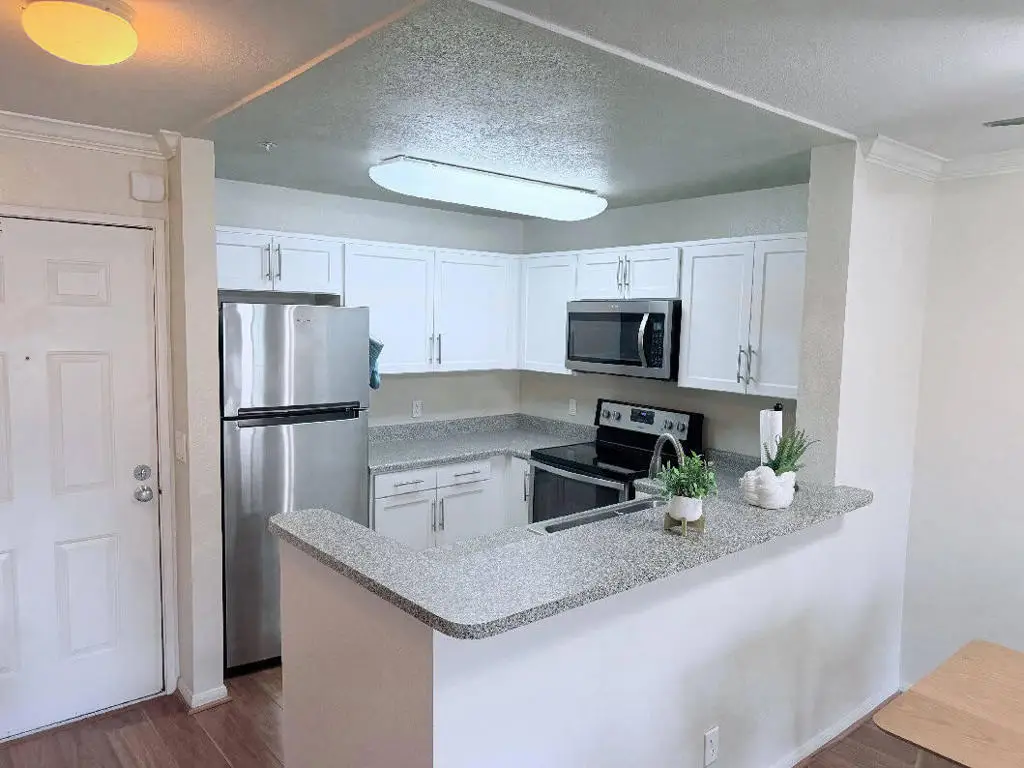 8889 Caminito Plaza Centro #7305, San Diego, CA 92122 - #1