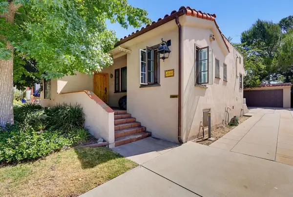 3444 Las Palmas Avenue, Glendale, CA 91208