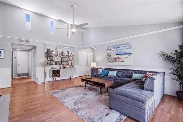 3155 E Ramon Road #906, Palm Springs, CA 92264