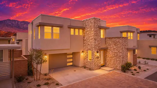 2677 Maverick Lane, Palm Springs, CA 92264