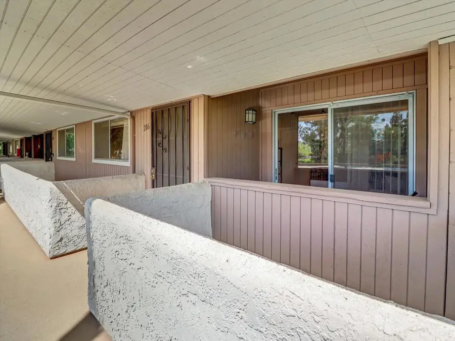 2860 N Los Felices Road #206, Palm Springs, CA 92262 - #2