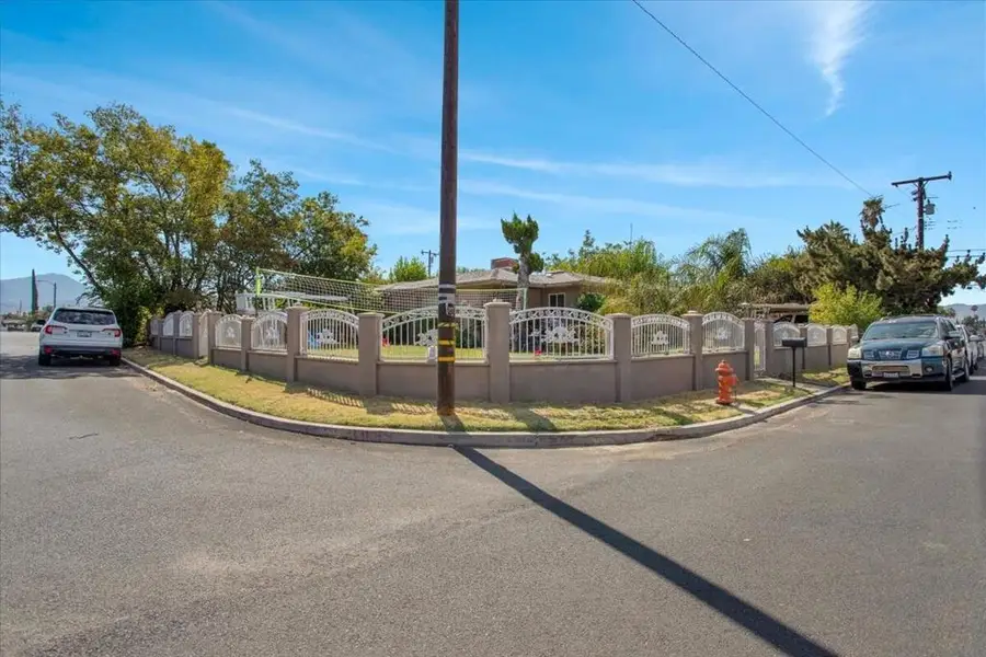 6793 Glasgow Avenue, San Bernardino, CA 92404 - #3
