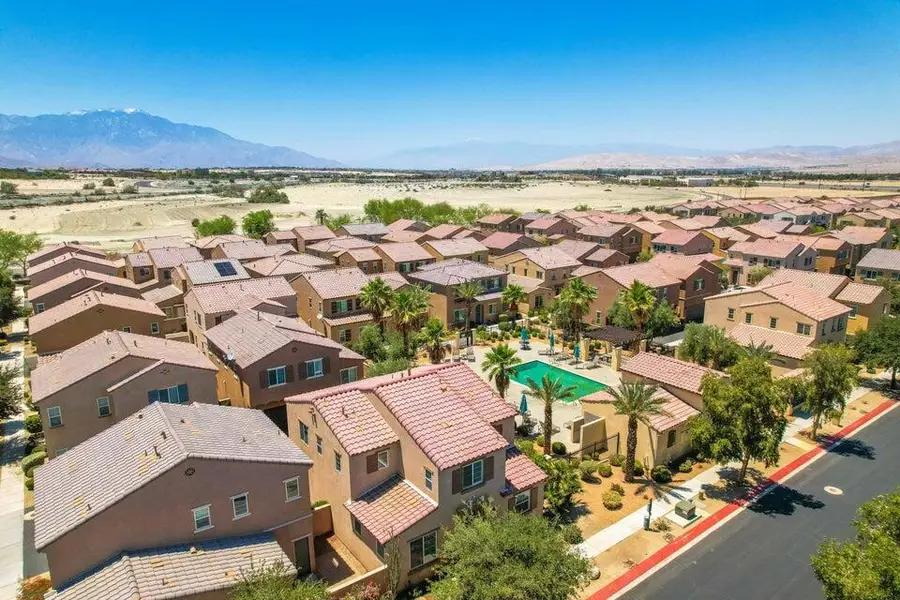 530 Calle Vibrante, Palm Desert, CA 92211 - #2