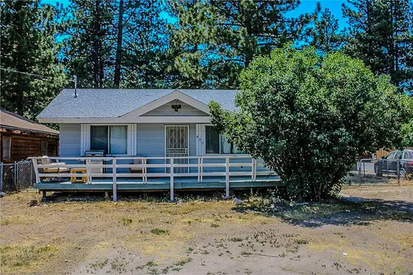945 Greenway Drive, Big Bear, CA 92314