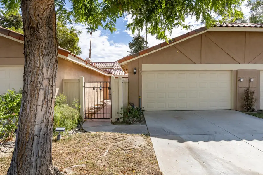 250 Serena Drive, Palm Desert, CA 92260 - #3