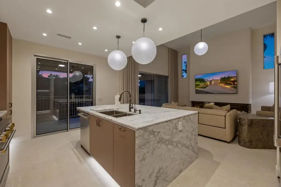 153 Lake Shore Drive, Rancho Mirage, CA 92270 - #2