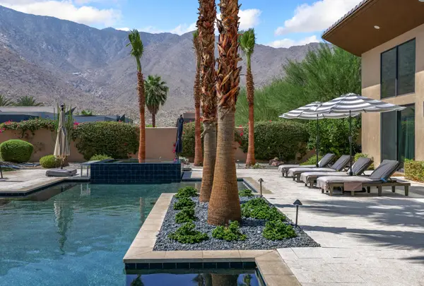 3150 Cody Court, Palm Springs, CA 92264