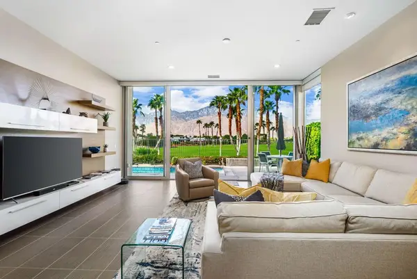 519 Soriano Way, Palm Springs, CA 92262