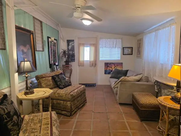 9548 Avenue E, Bombay Beach, CA 92257