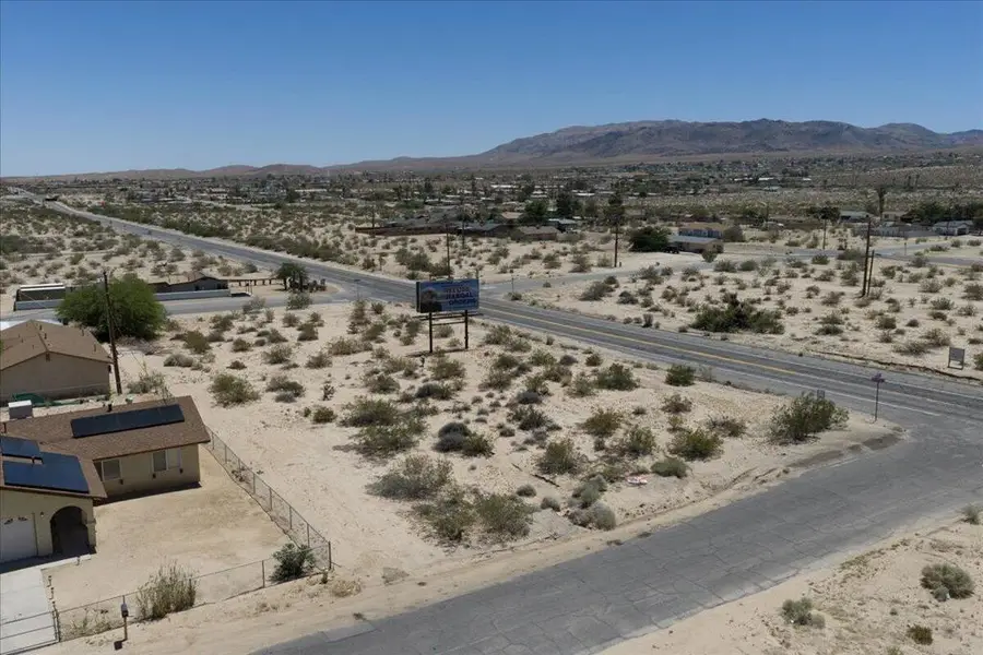 413 Twentynine Palms Highway, Twentynine Palms, CA 92277 - #2