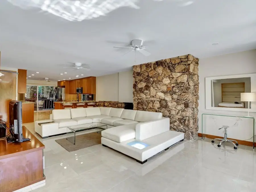 197 W Via Lola #6, Palm Springs, CA 92262 - #3
