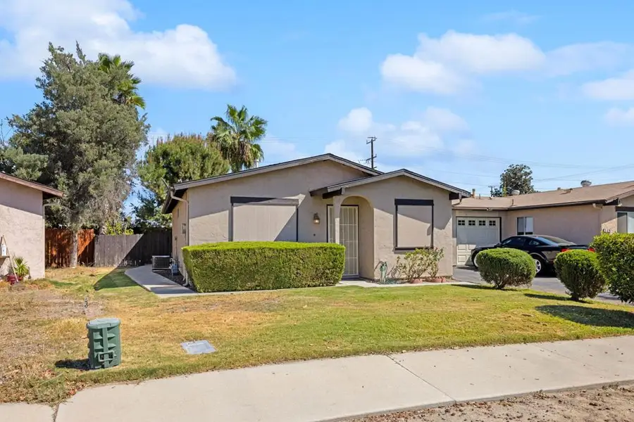 360 Calle Cazadero, Hemet, CA 92545 - #2