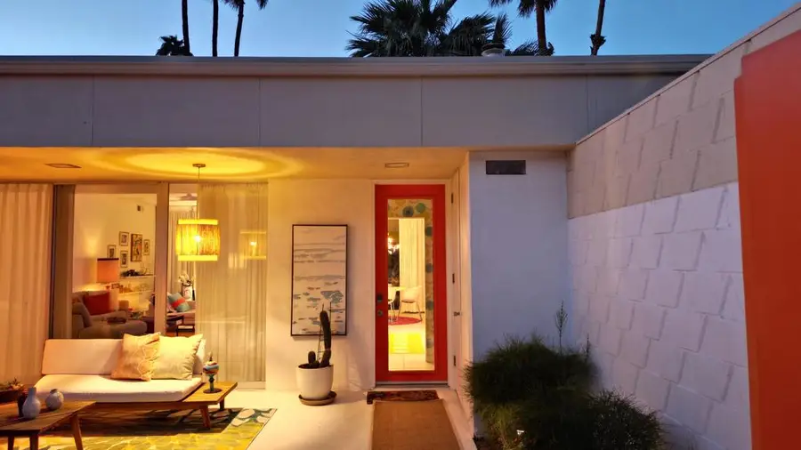 371 Desert Lakes Drive, Palm Springs, CA 92264 - #2