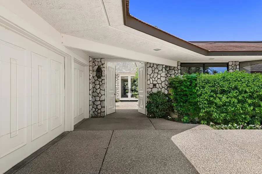31 Park Lane, Rancho Mirage, CA 92270 - #2