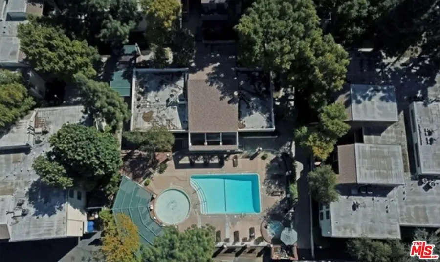 5700 Etiwanda #105, Tarzana, CA 91356 - #2