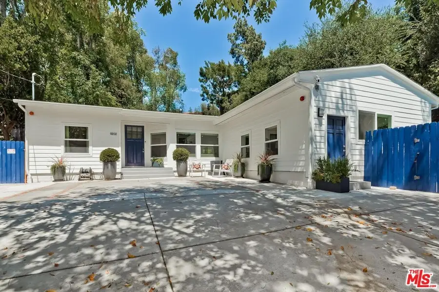 11202 Canton Drive, Studio City, CA 91604 - #2