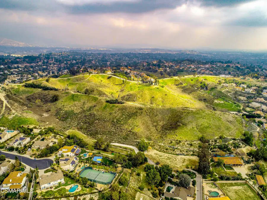 17900 Bull Canyon Road, Granada Hills, CA 91344 - #3