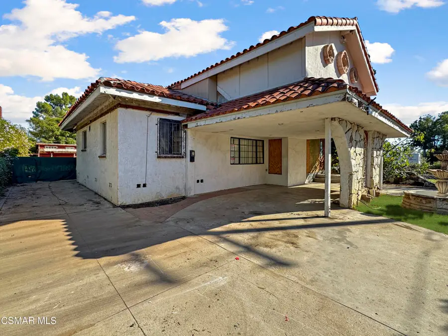 10956 Columbus Avenue, San Fernando, CA 91345 - Image #2