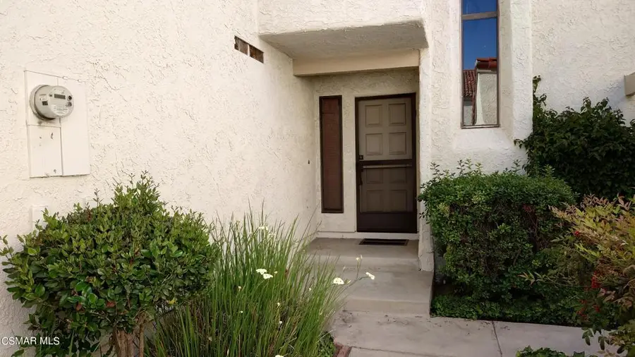 722 Blue Oak Avenue, Newbury Park, CA 91320 - Image #2
