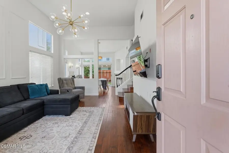 566 Avenida Magdalena, Camarillo, CA 93010 - Image #2