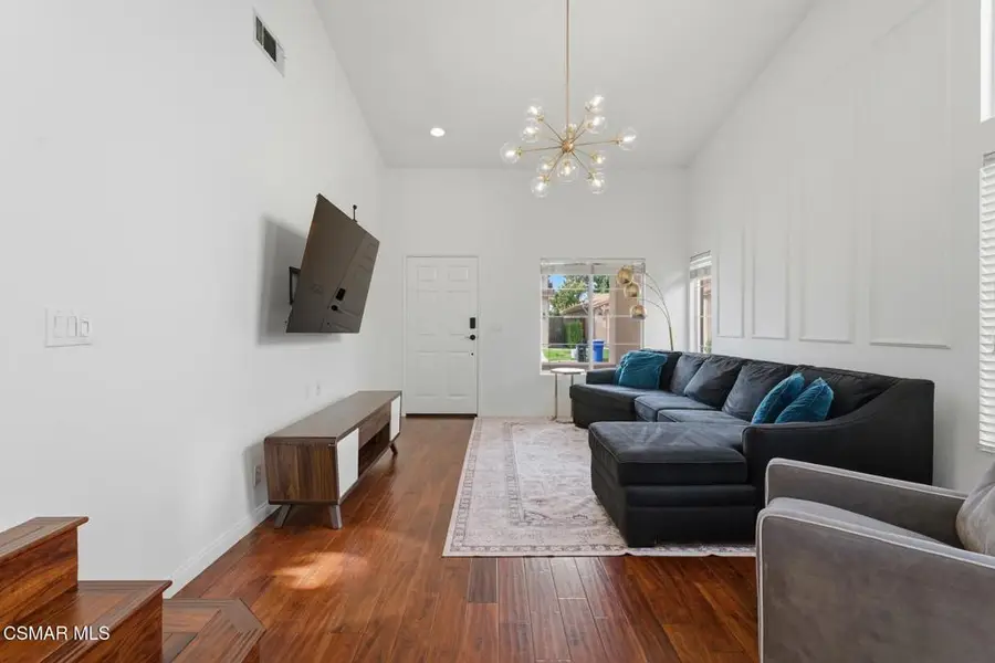 566 Avenida Magdalena, Camarillo, CA 93010 - Image #3