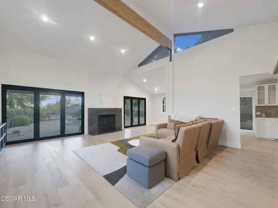 17032 Cotter Place, Encino, CA 91436 - Image #3