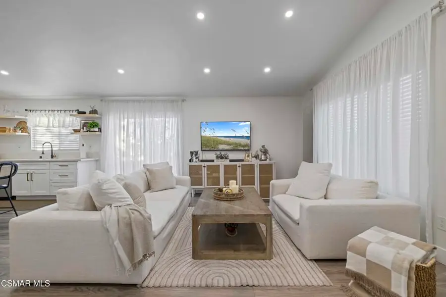 18712 Vicci Street, Canyon Country, CA 91351 - Image #3