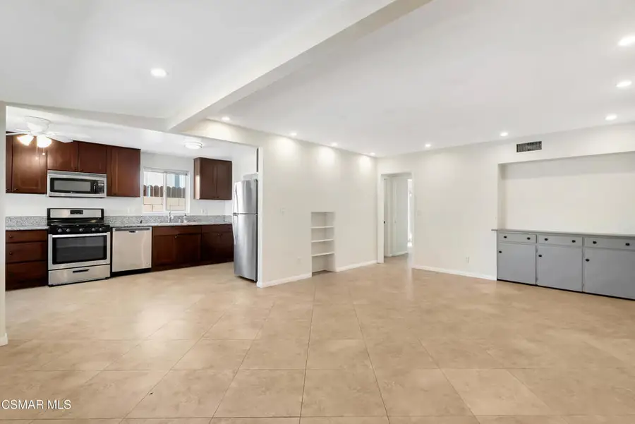 7322 Lindley Avenue, Reseda, CA 91335 - #2