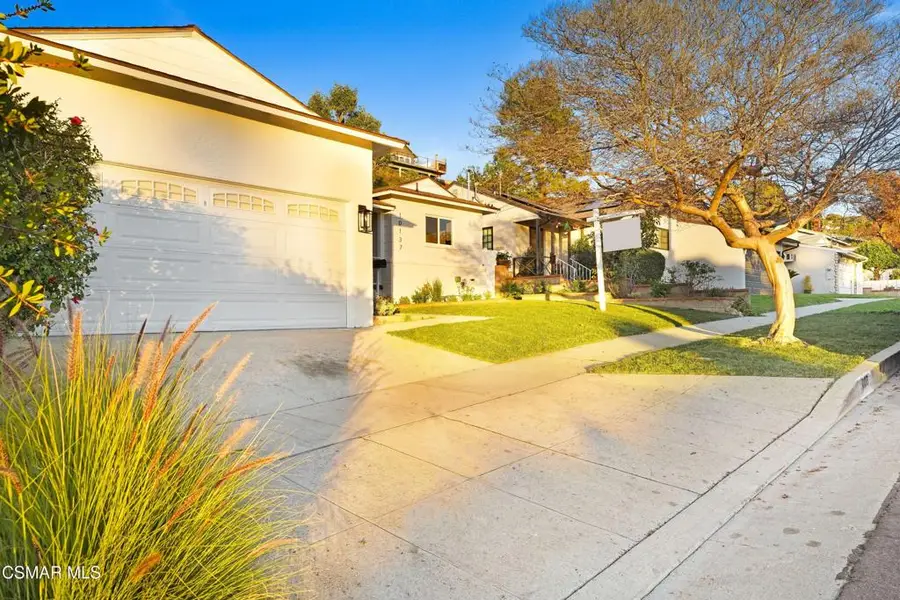 10137 Lanark Street, Sun Valley, CA 91352 - Image #3