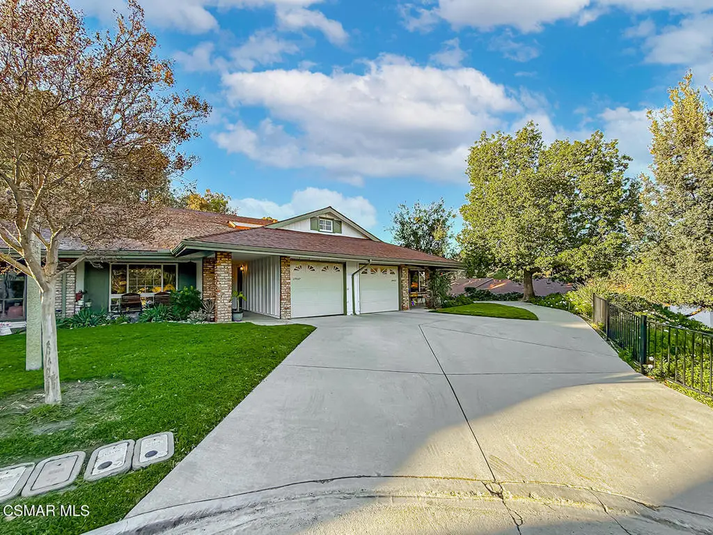 19337 Oak Plaza Court, Newhall, CA 91321 - Image #1