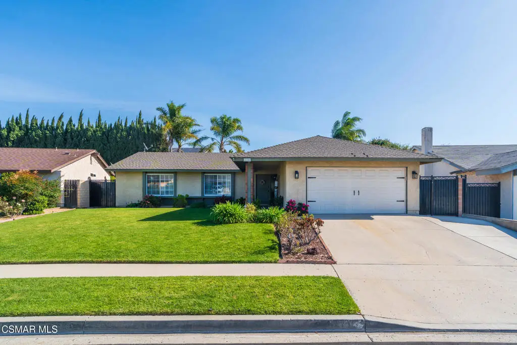 2756 N Dalenhurst Place, Simi Valley, CA 93065 - Image #1