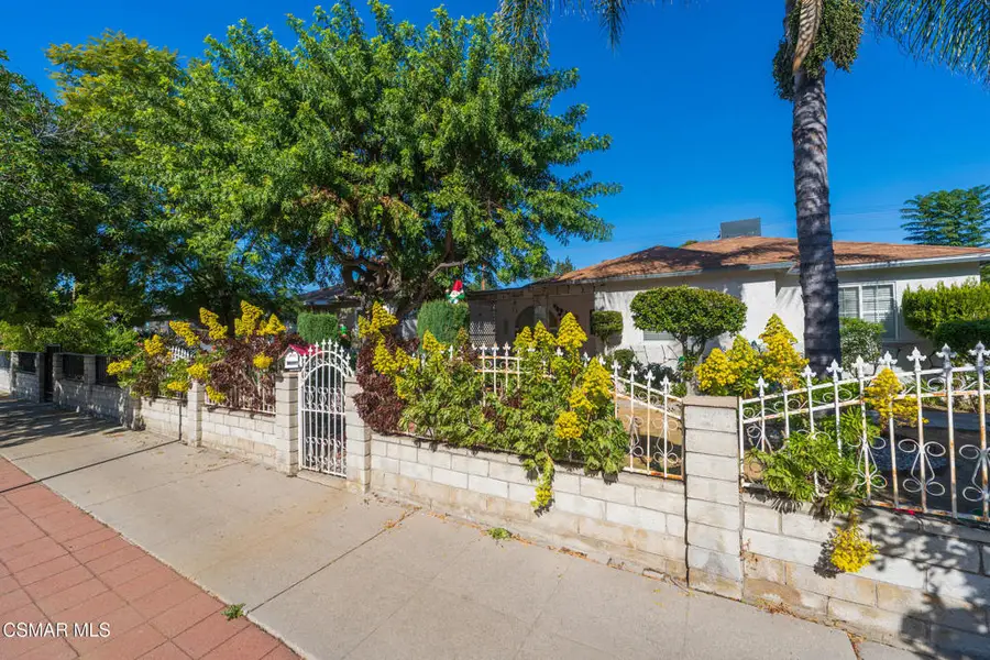 18049 Burbank Boulevard, Encino, CA 91316 - Image #2