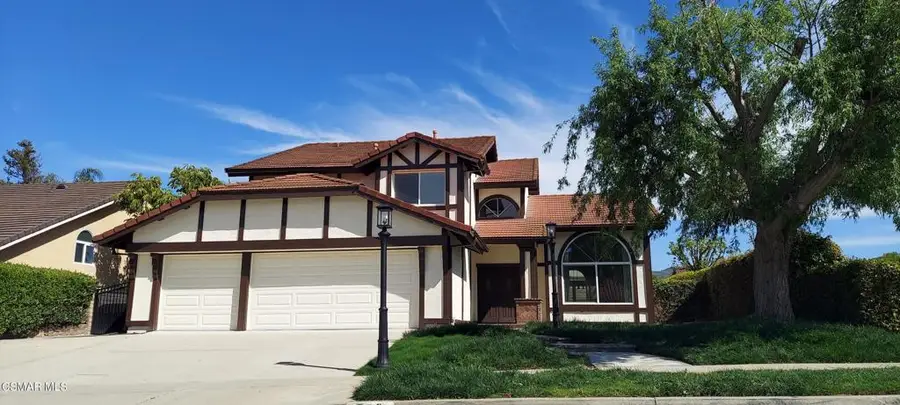 748 Azure Hills Drive, Simi Valley, CA 93065 - Image #2