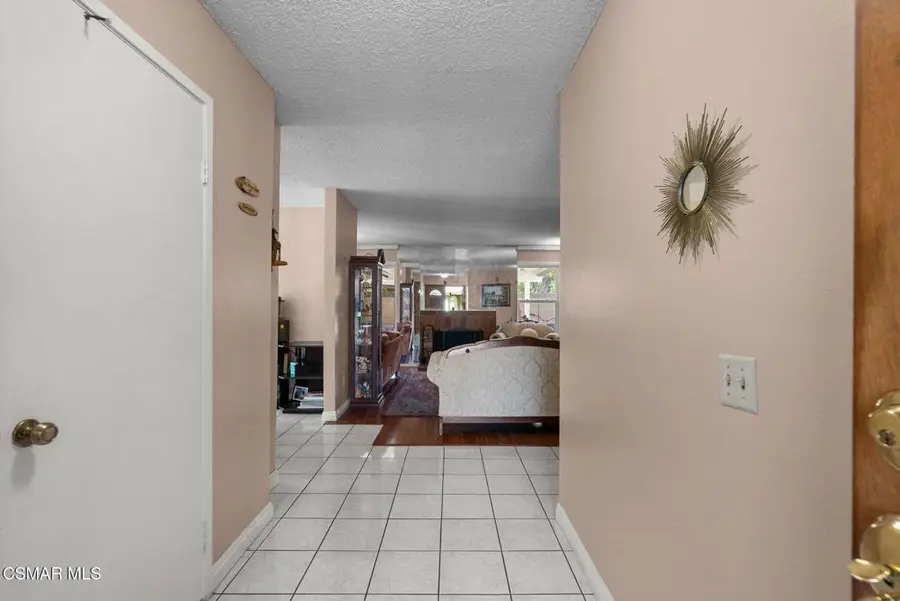 7551 Donna Avenue, Reseda, CA 91335 - #3