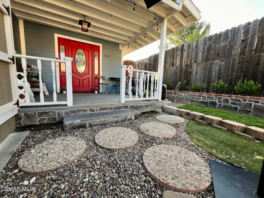 9333 Rowell Avenue, Chatsworth, CA 91311 - #2