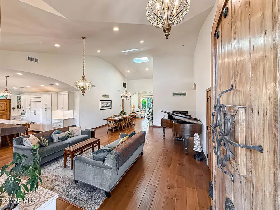 4255 Saddlecrest Lane, Westlake Village, CA 91361 - #3