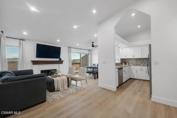 845 Warwick Avenue, Thousand Oaks, CA 91360