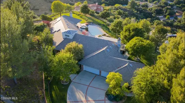 24525 Desert Avenue, Newhall, CA 91321