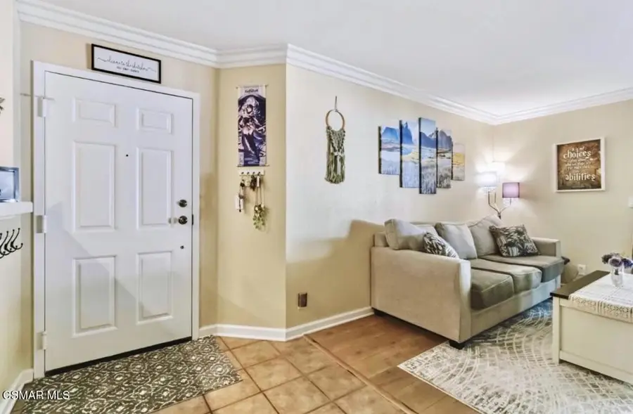 5805 Oak Bend Lane #211, Oak Park, CA 91377 - #2