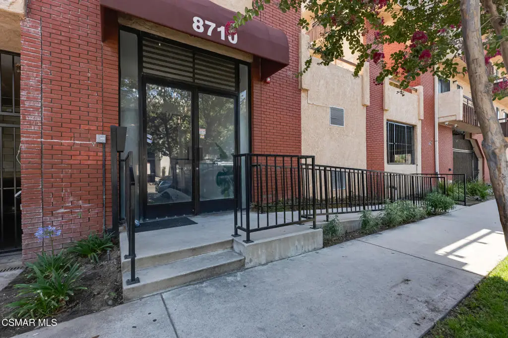 8710 Independence Avenue #307, Canoga Park, CA 91304 - #1