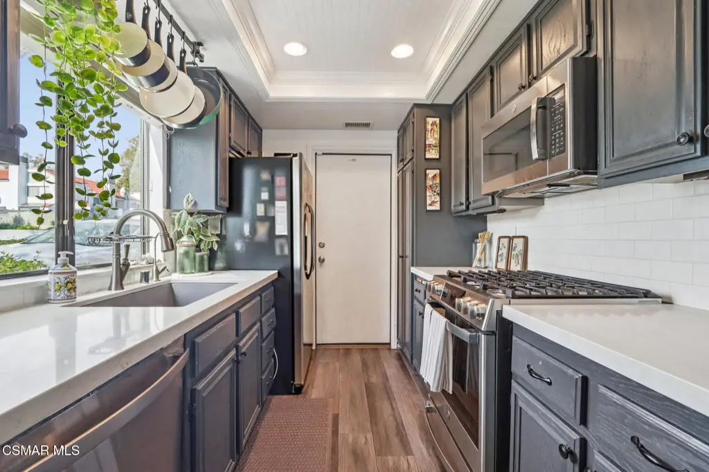 2476 Chandler Avenue #4, Simi Valley, CA 93065 - #1