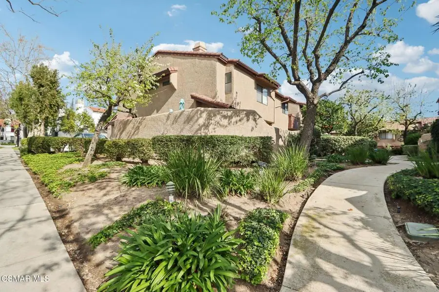 2476 Chandler Avenue #4, Simi Valley, CA 93065 - #2
