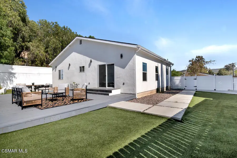 955 Brossard Drive, Thousand Oaks, CA 91360 - #2