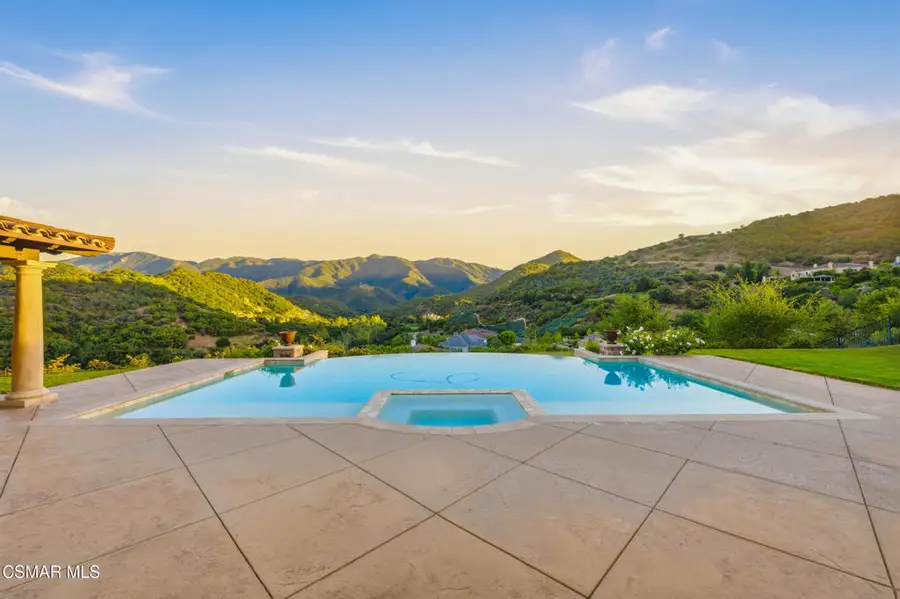 82 Queens Garden Drive, Westlake Village, CA 91361 - #3