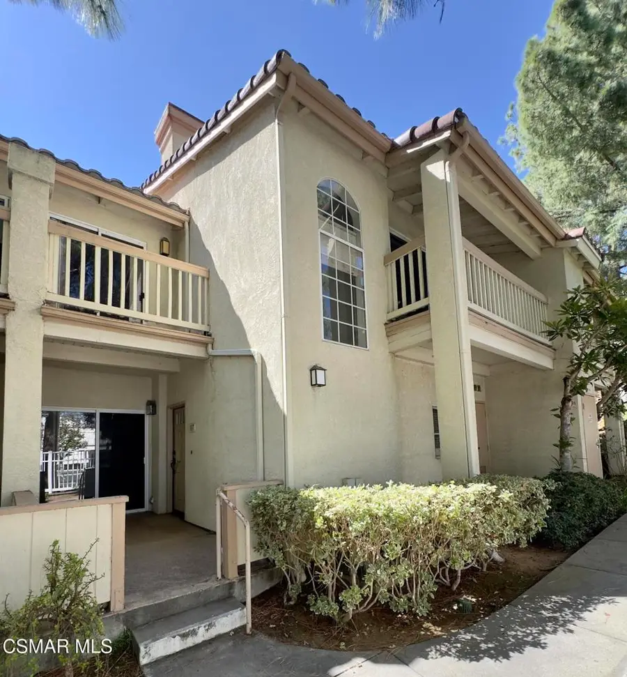 688 Indian Oak Lane #107, Oak Park, CA 91377 - #2