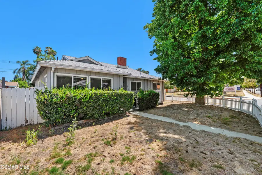 18954 Saticoy Street, Reseda, CA 91335 - #3