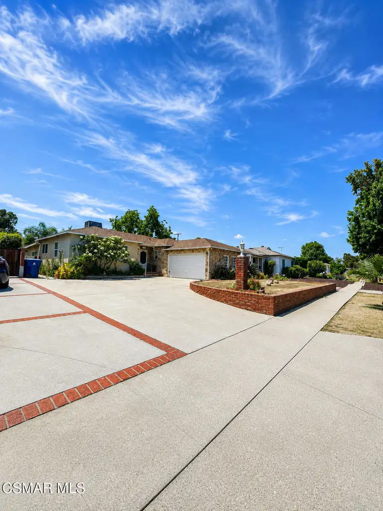 10115 Noble Avenue, San Fernando, CA 91345 - #2