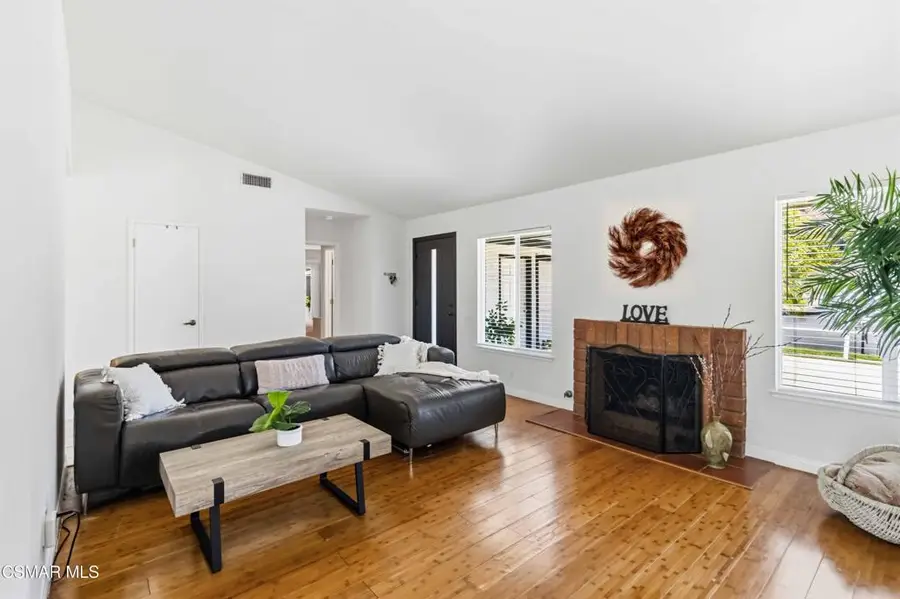 904 Silver Cloud Street, Thousand Oaks, CA 91360 - #3